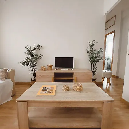 Apartment La Oliva